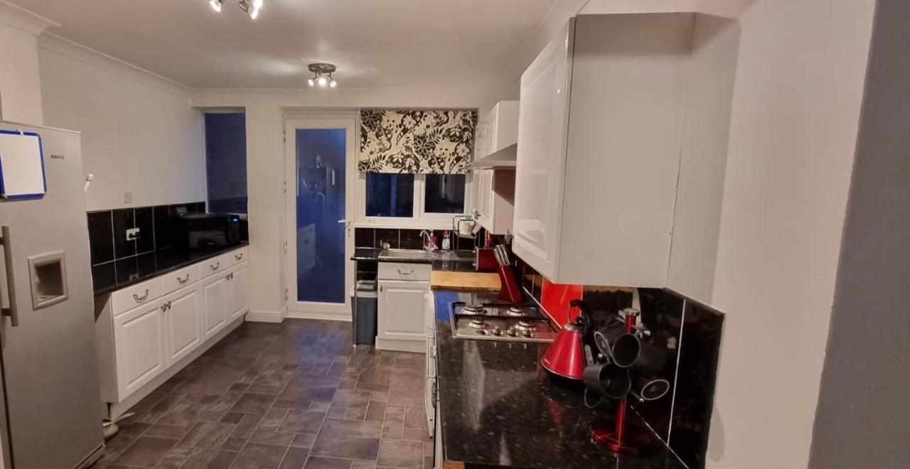 1 Bedroom Sculcoates House Hull Кингстън ъпон Хъл Екстериор снимка